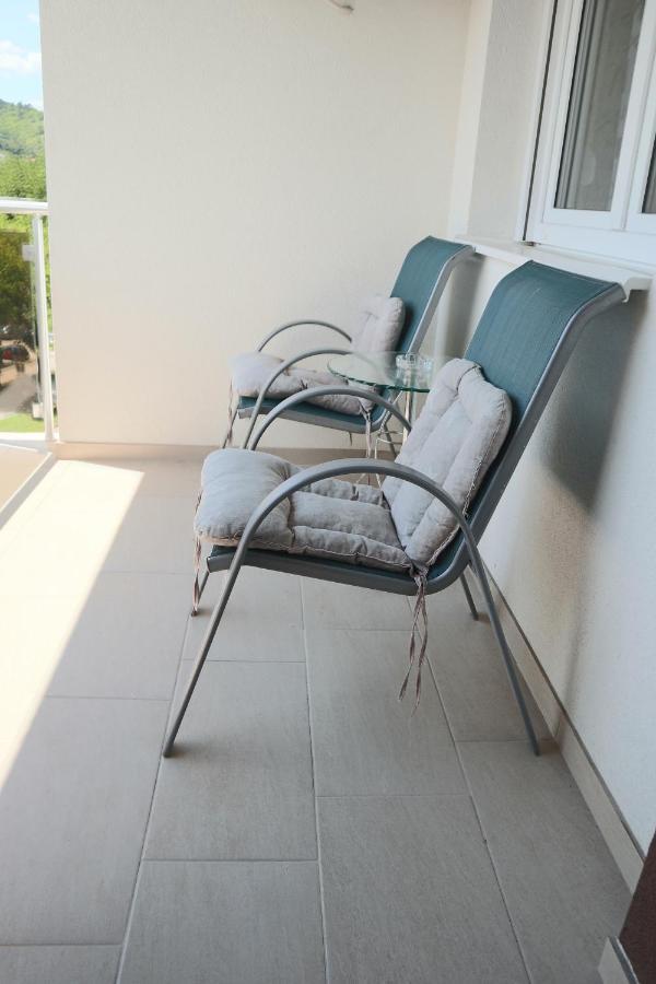 Apartman Lilly Modrica Exterior photo